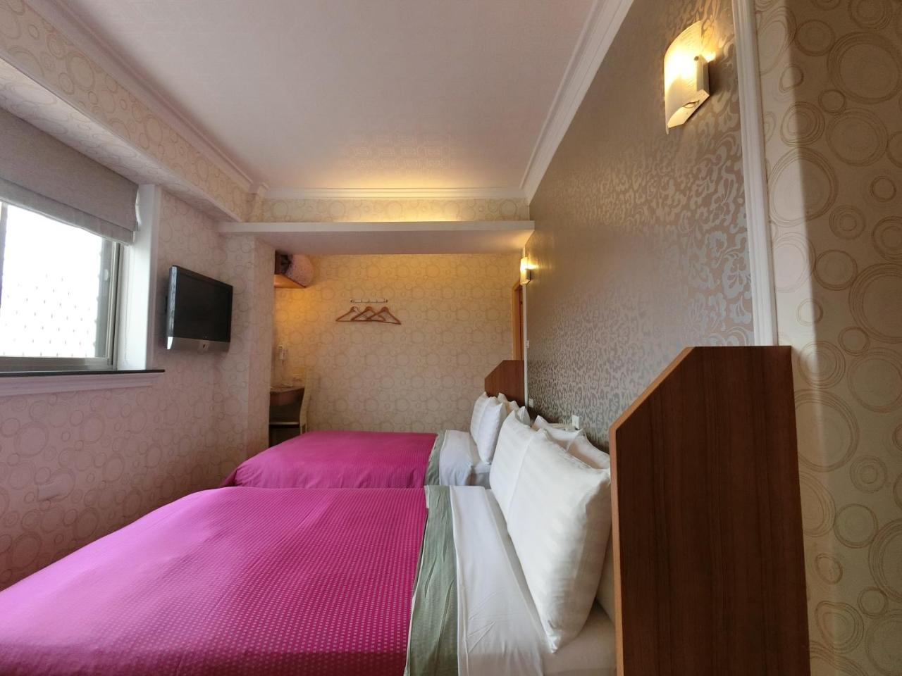 Nice Hotel Taipei Bagian luar foto