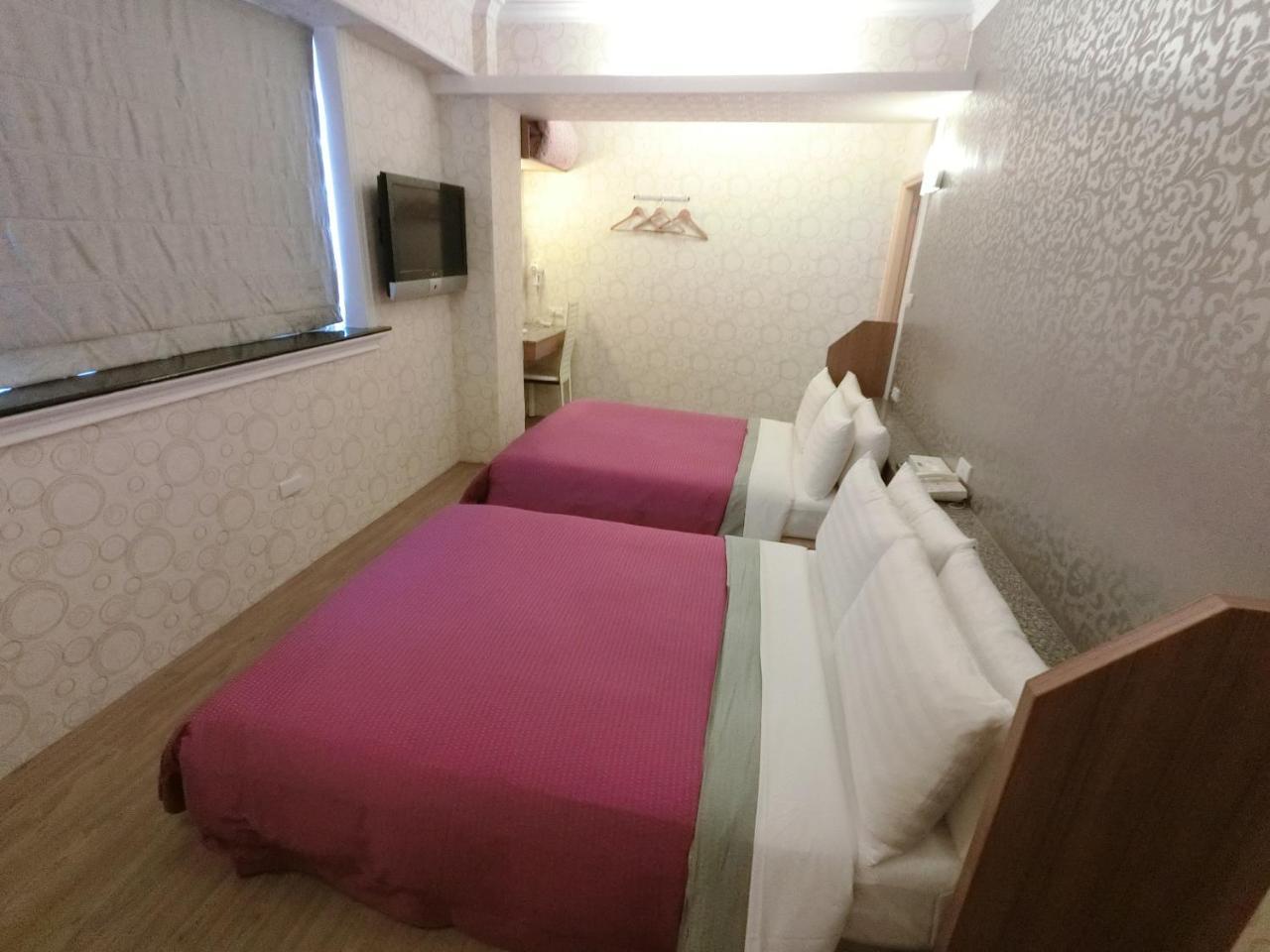 Nice Hotel Taipei Bagian luar foto